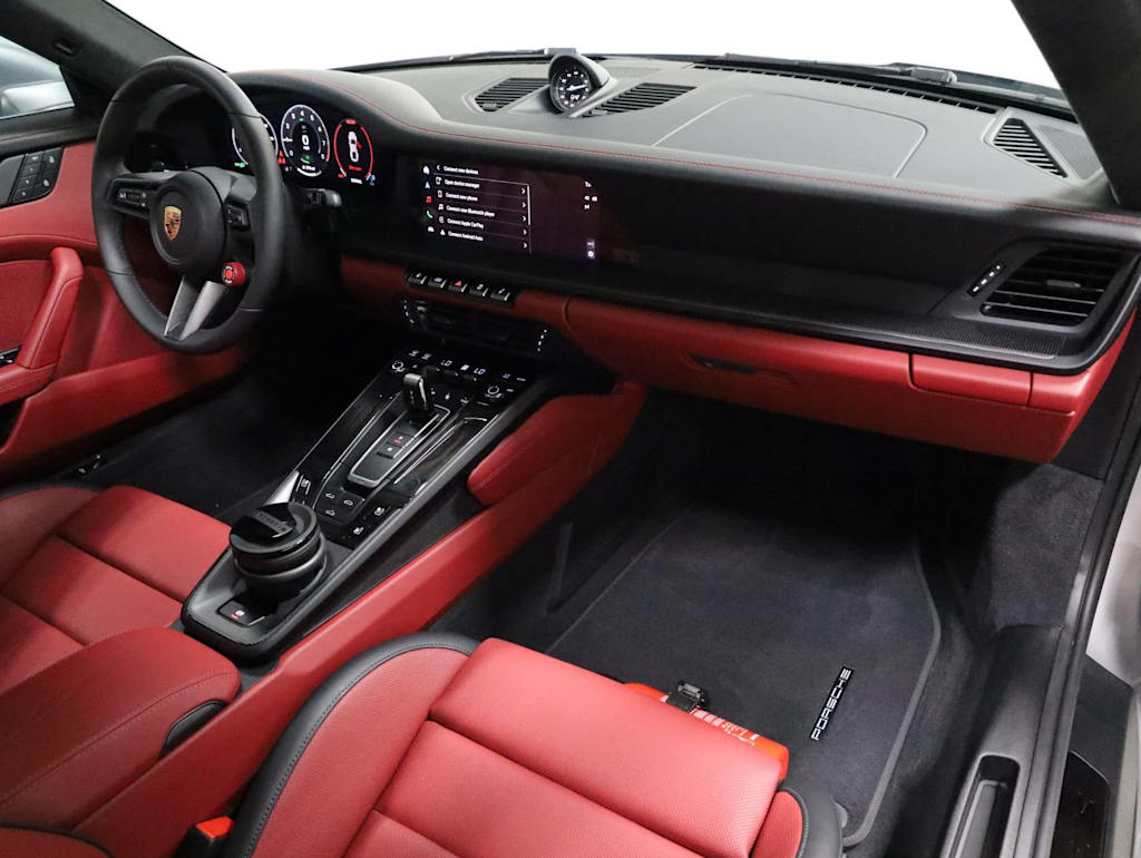 Thumbnail: 2026 Porsche 911 - 8
