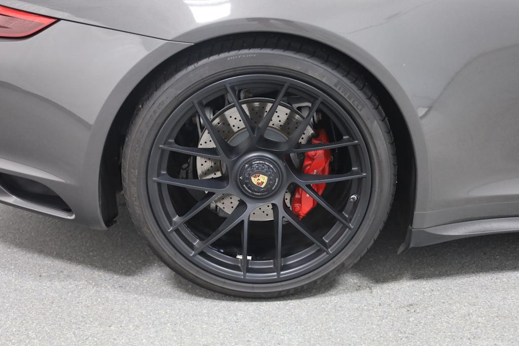 Thumbnail: 2019 Porsche 911 - 37