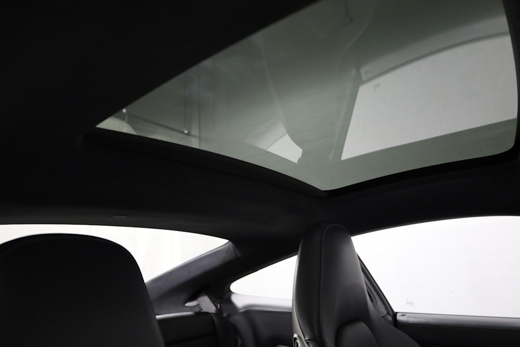 Thumbnail: 2019 Porsche 911 - 26