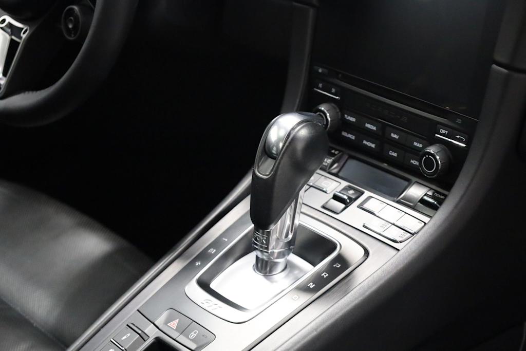 Thumbnail: 2019 Porsche 911 - 27