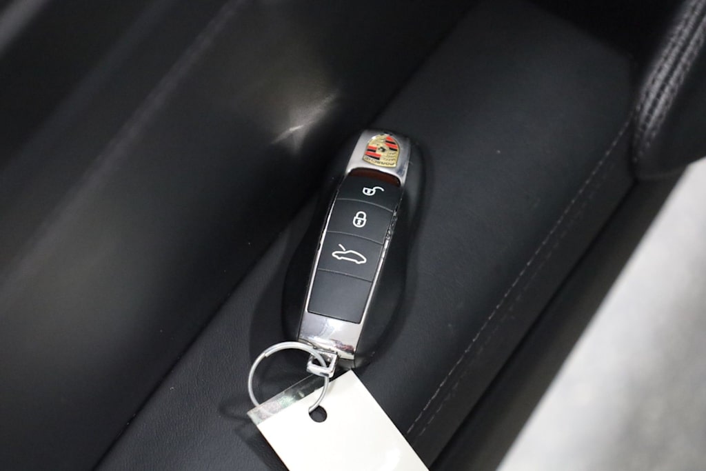 Thumbnail: 2019 Porsche 911 - 17