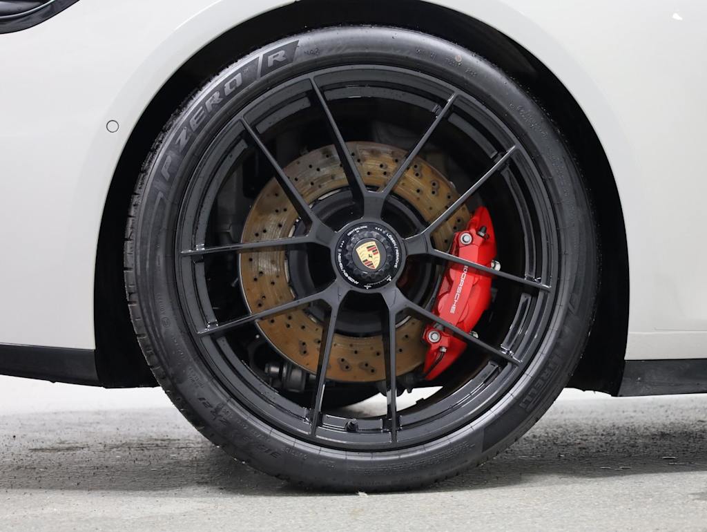Thumbnail: 2026 Porsche 911 - 37