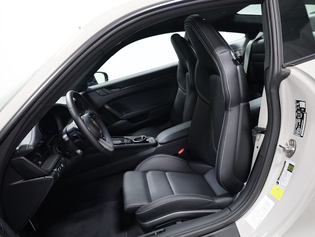 Thumbnail: 2026 Porsche 911 - 9