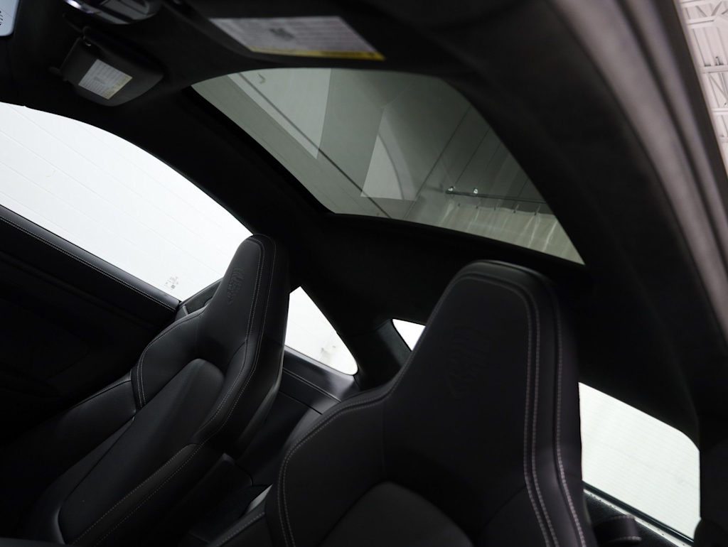 Thumbnail: 2026 Porsche 911 - 26