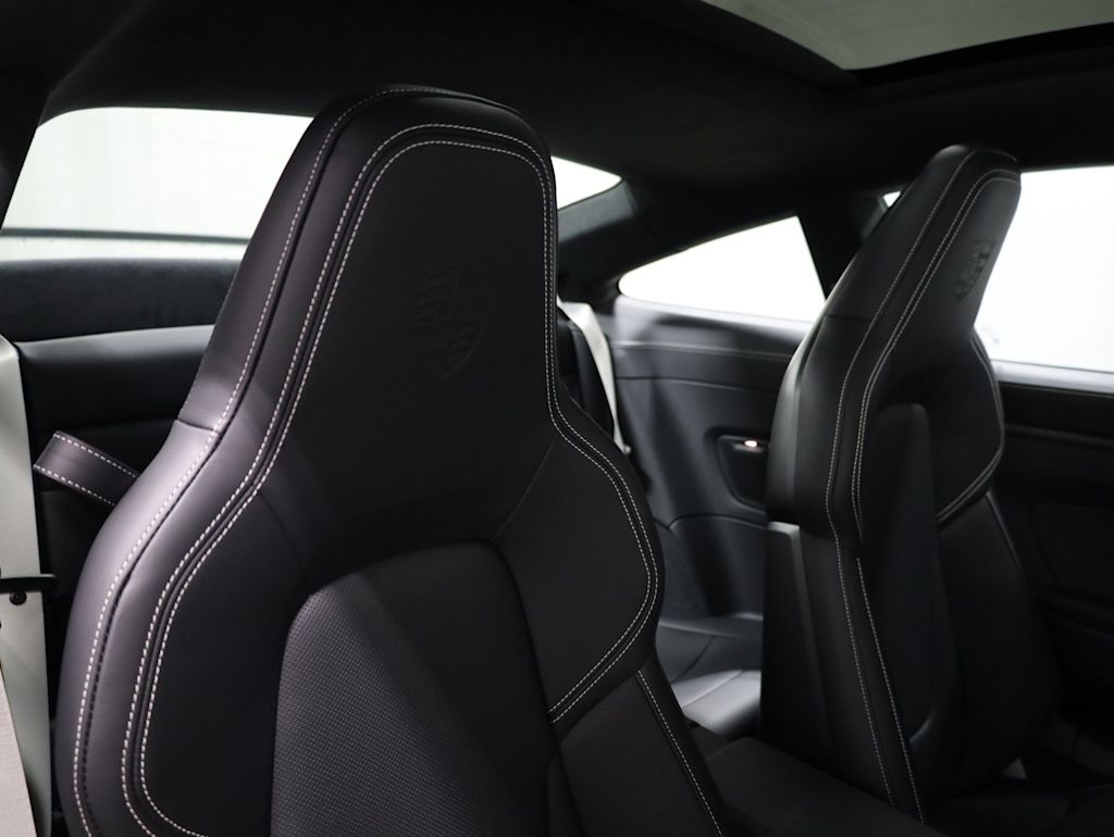 Thumbnail: 2026 Porsche 911 - 28