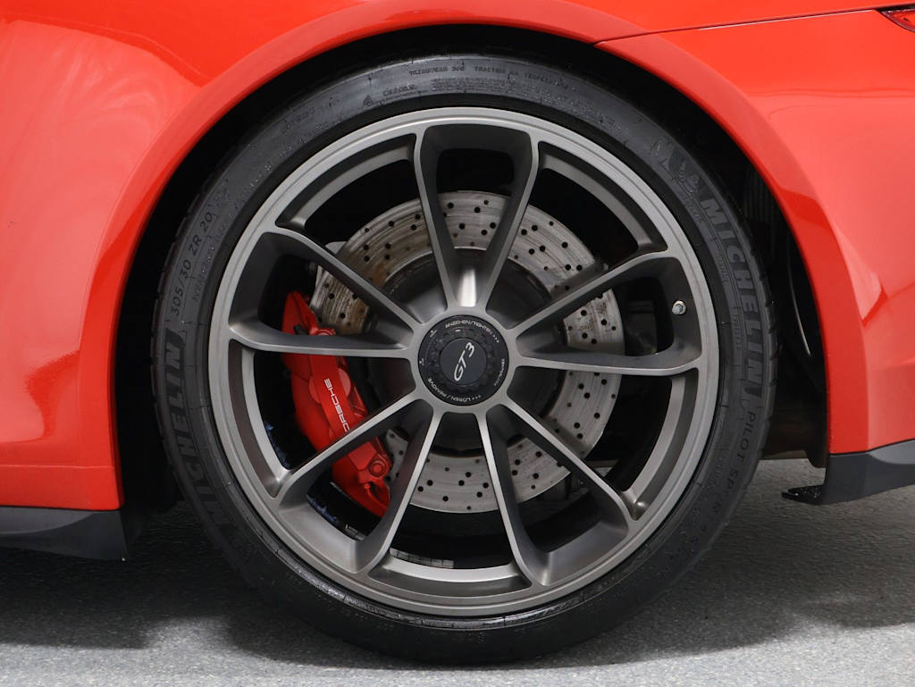 Thumbnail: 2015 Porsche 911 - 31