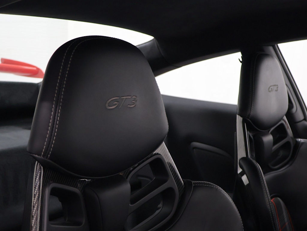 Thumbnail: 2015 Porsche 911 - 11