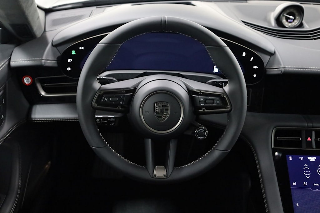 Thumbnail: 2025 Porsche Taycan - 14