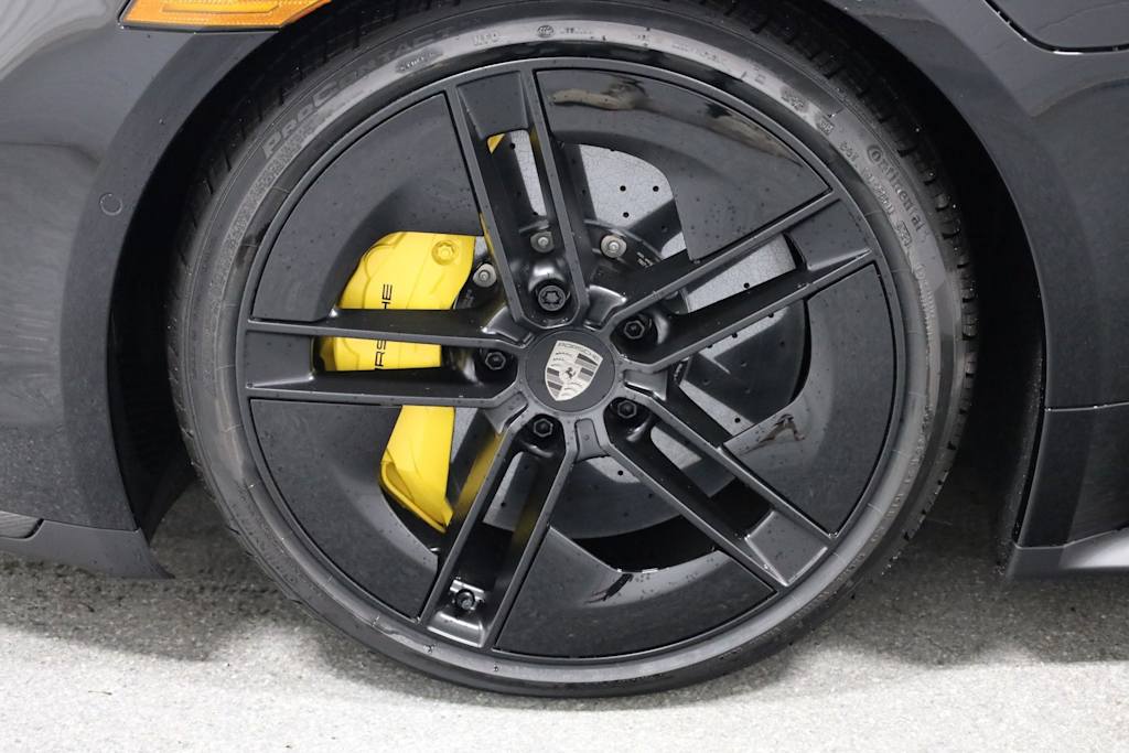 Thumbnail: 2025 Porsche Taycan - 39