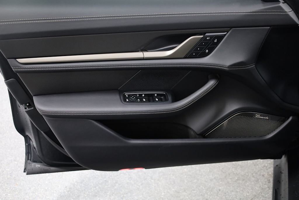 Thumbnail: 2025 Porsche Taycan - 24