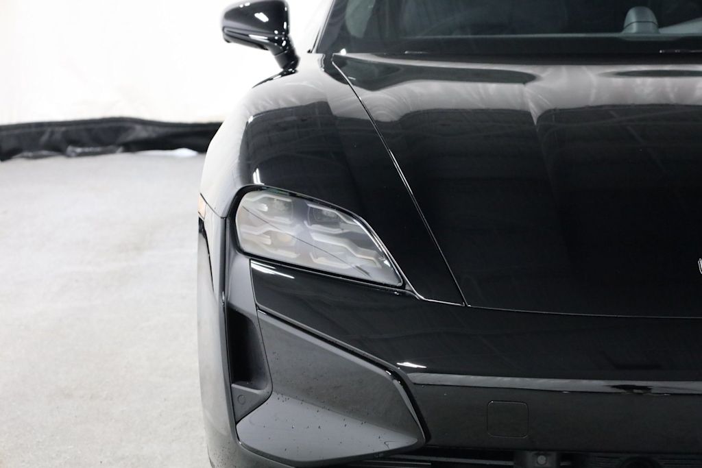 Thumbnail: 2025 Porsche Taycan - 7