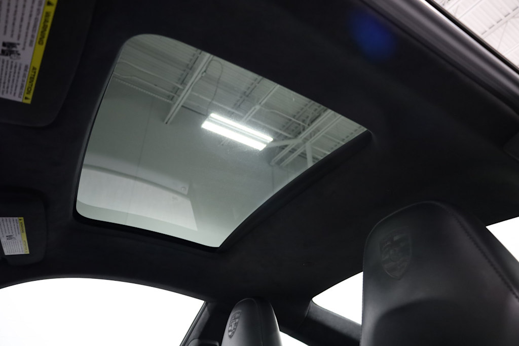 Thumbnail: 2019 Porsche 911 - 27