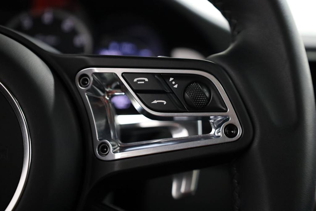 Thumbnail: 2019 Porsche 911 - 31