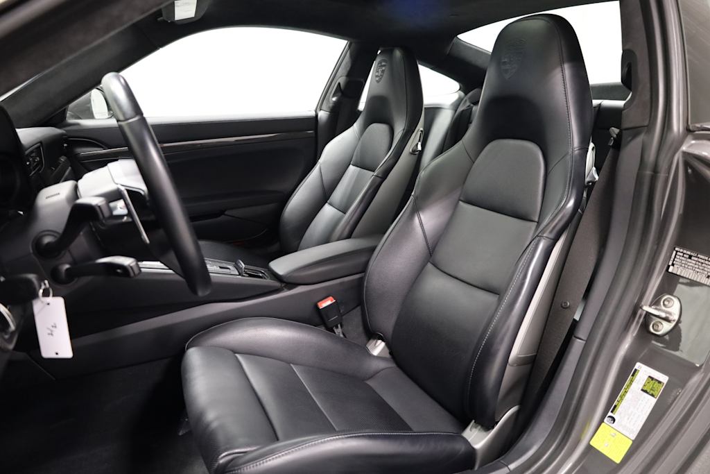 Thumbnail: 2019 Porsche 911 - 9