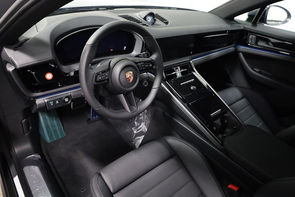 Thumbnail: 2026 Porsche Panamera - 2