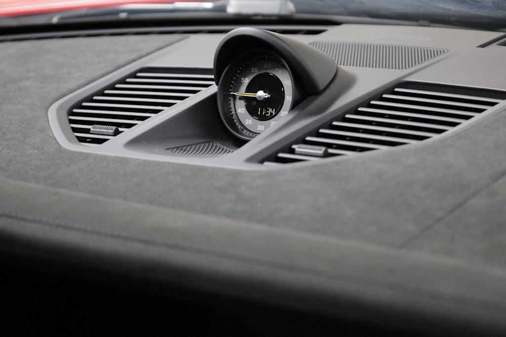 Thumbnail: 2024 Porsche 911 - 27