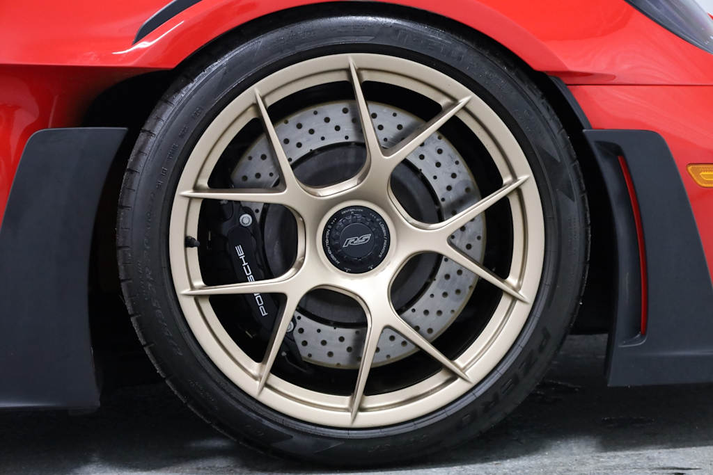 Thumbnail: 2024 Porsche 911 - 8