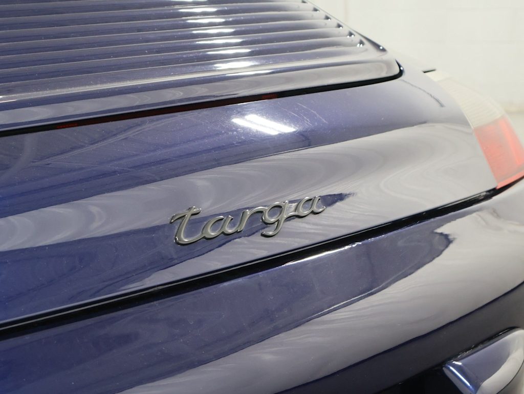 Thumbnail: 2002 Porsche 911 - 6
