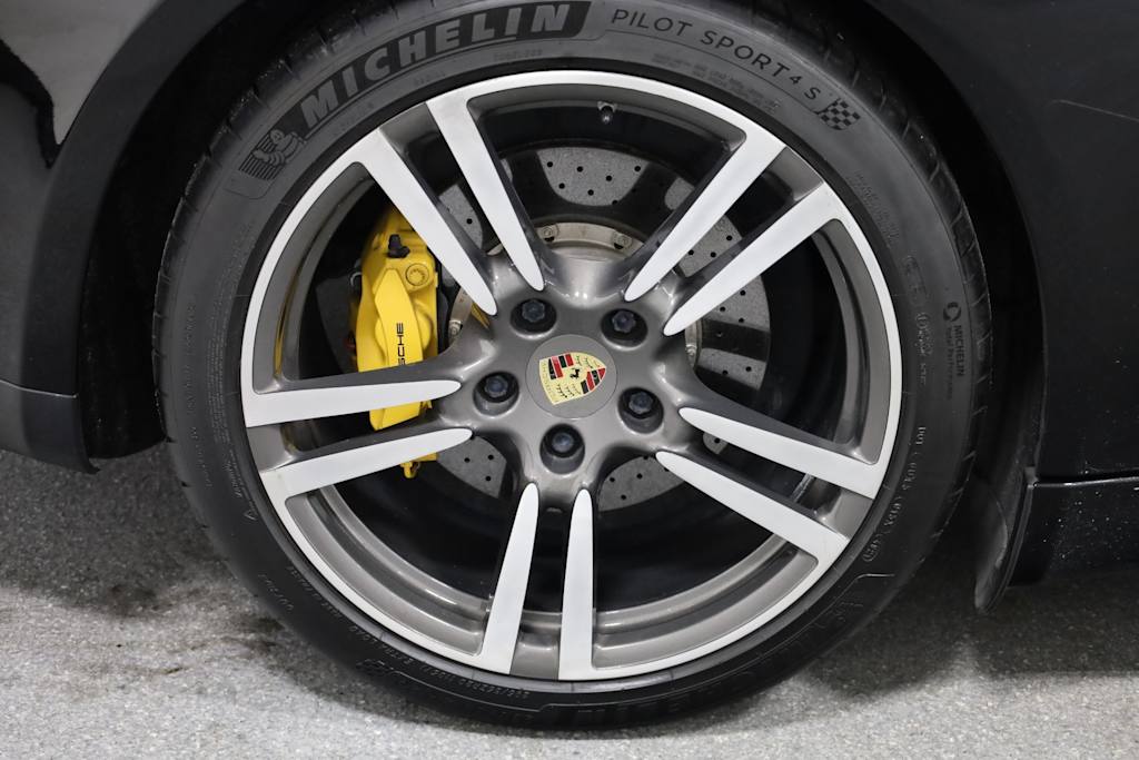 Thumbnail: 2015 Porsche Panamera - 37