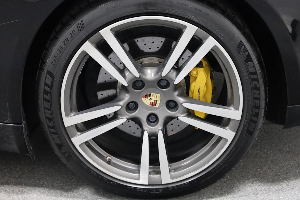 Thumbnail: 2015 Porsche Panamera - 38