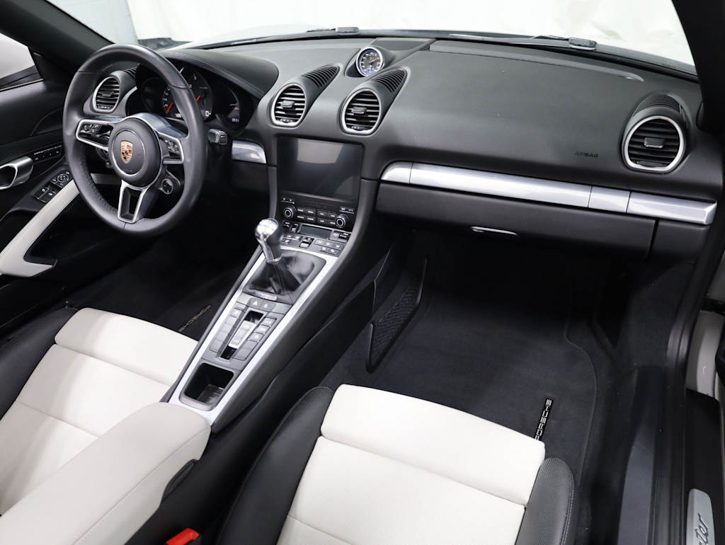 Thumbnail: 2025 Porsche 718 Boxster - 9