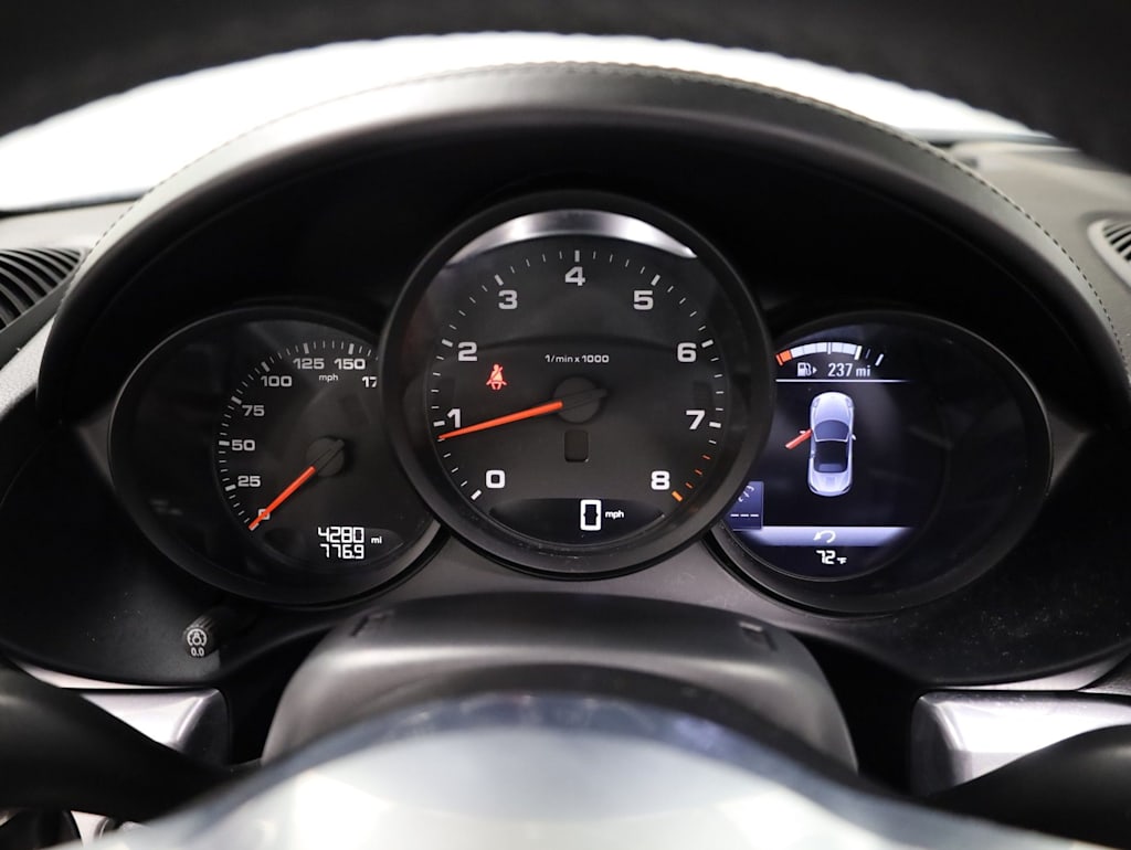 Thumbnail: 2025 Porsche 718 Boxster - 17