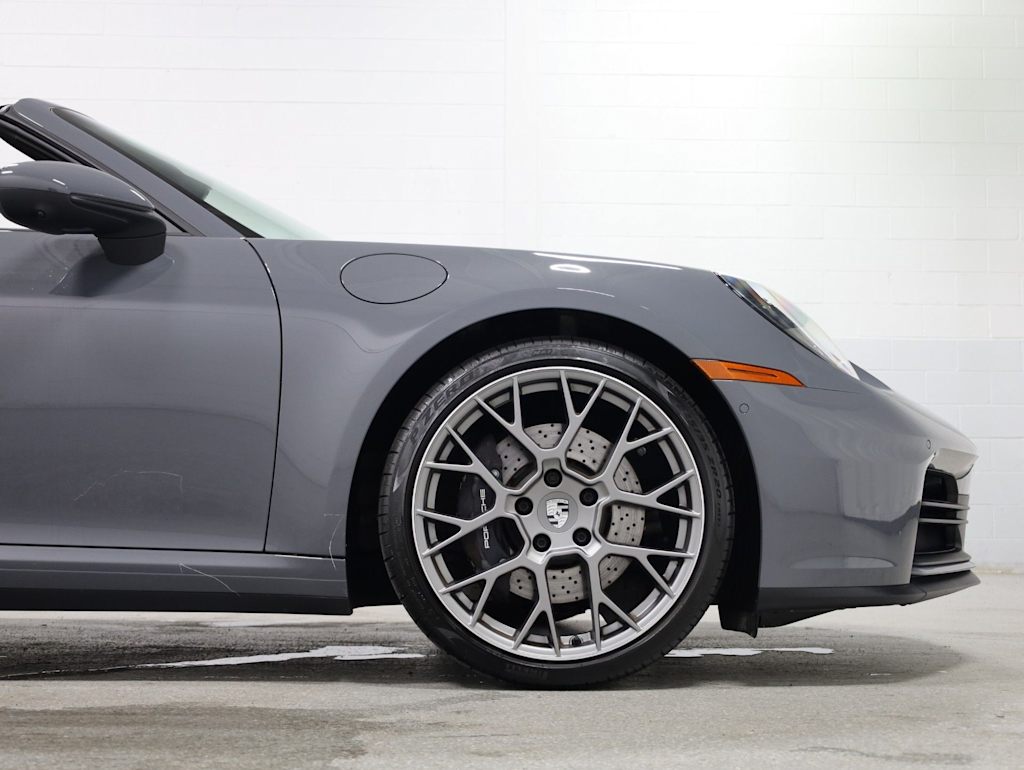 Thumbnail: 2025 Porsche 911 - 7