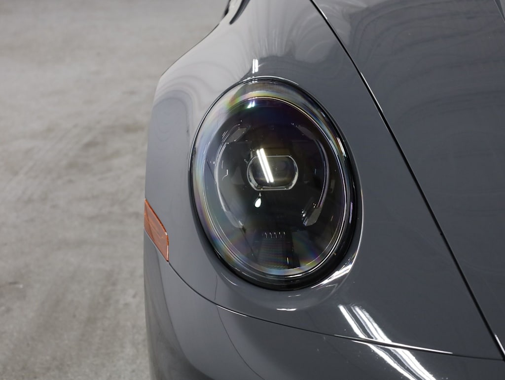 Thumbnail: 2025 Porsche 911 - 16
