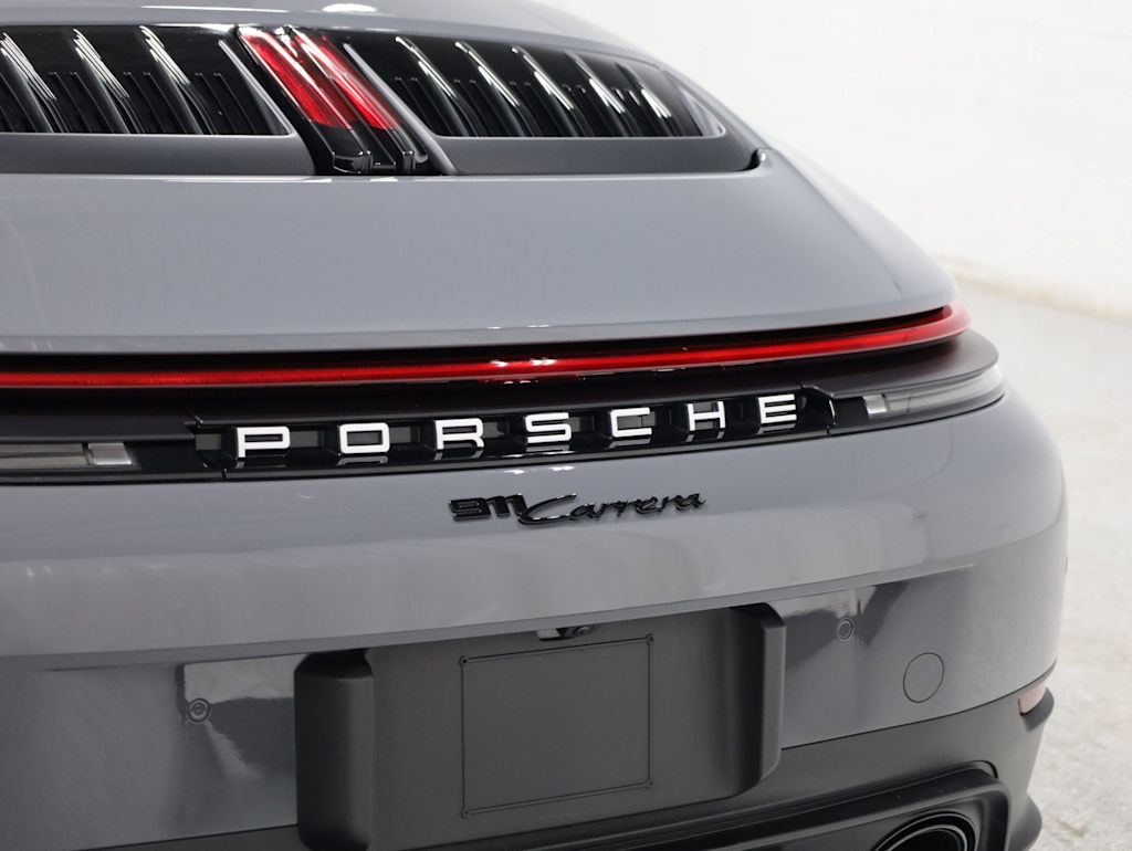 Thumbnail: 2025 Porsche 911 - 6