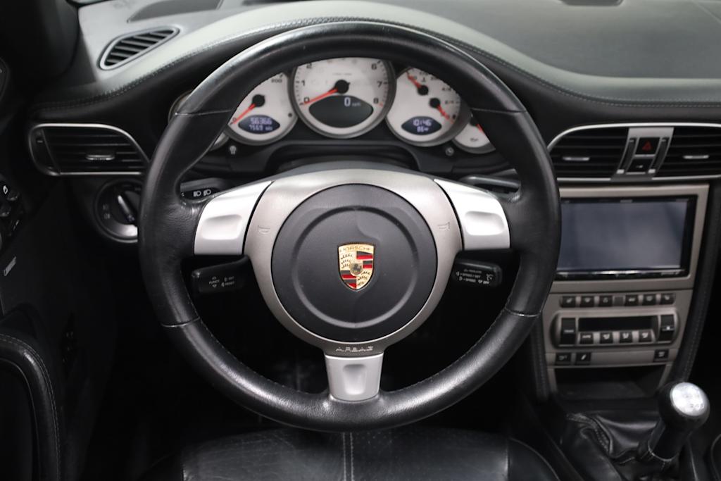 Thumbnail: 2006 Porsche 911 - 11
