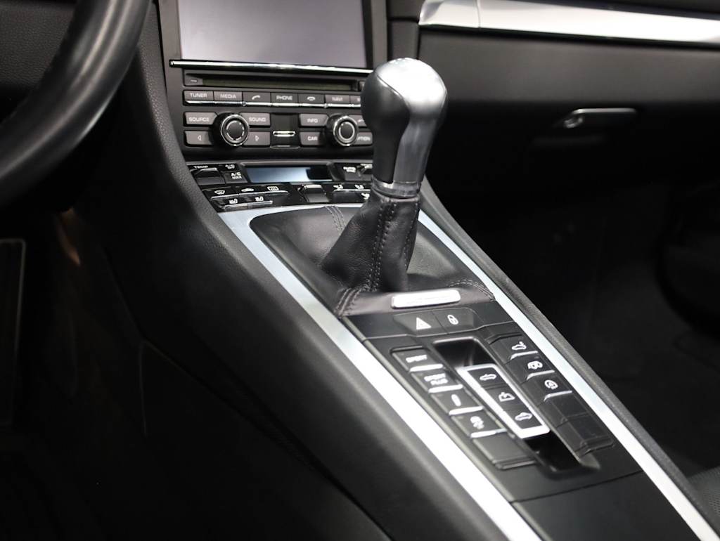 Thumbnail: 2014 Porsche 911 - 16