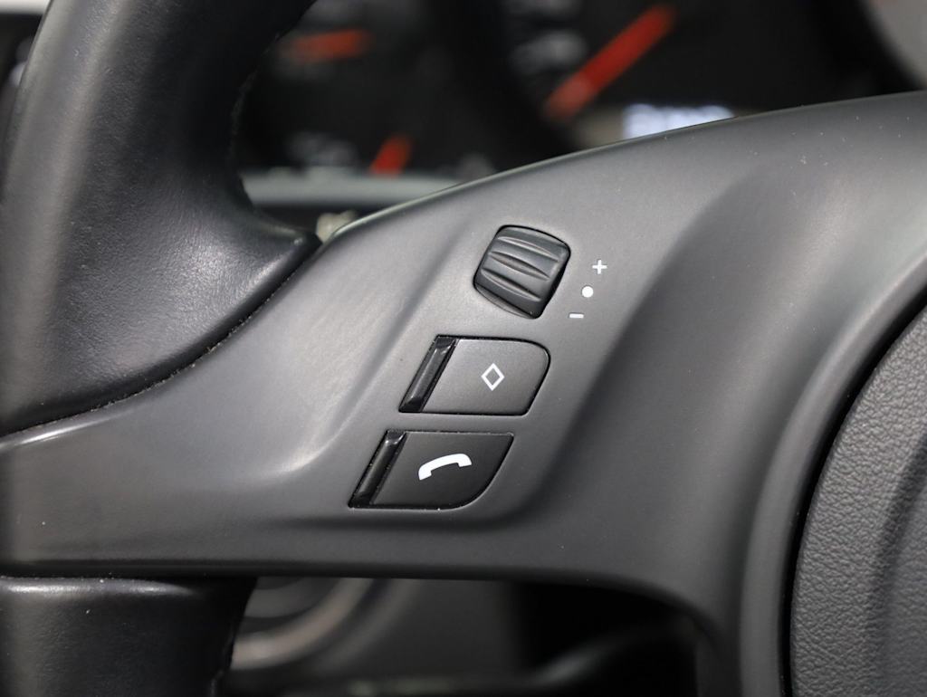Thumbnail: 2014 Porsche 911 - 31