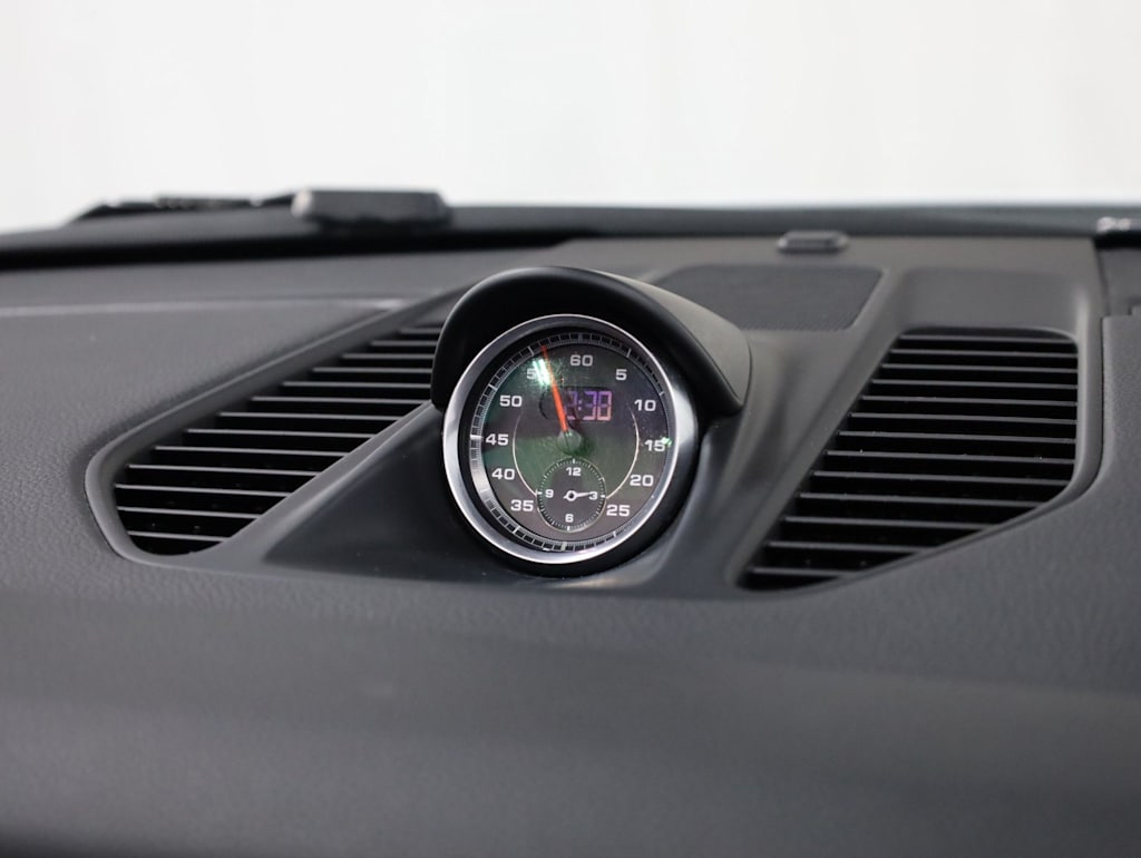 Thumbnail: 2014 Porsche 911 - 30