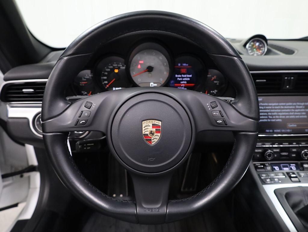 Thumbnail: 2014 Porsche 911 - 13