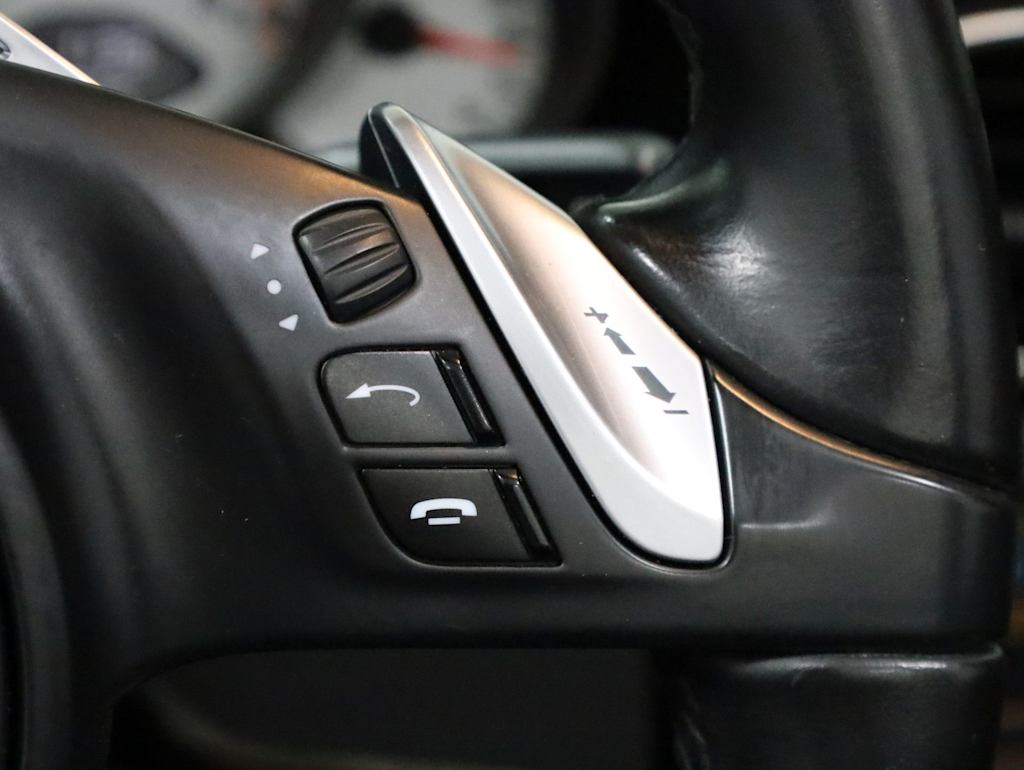 Thumbnail: 2012 Porsche 911 - 13