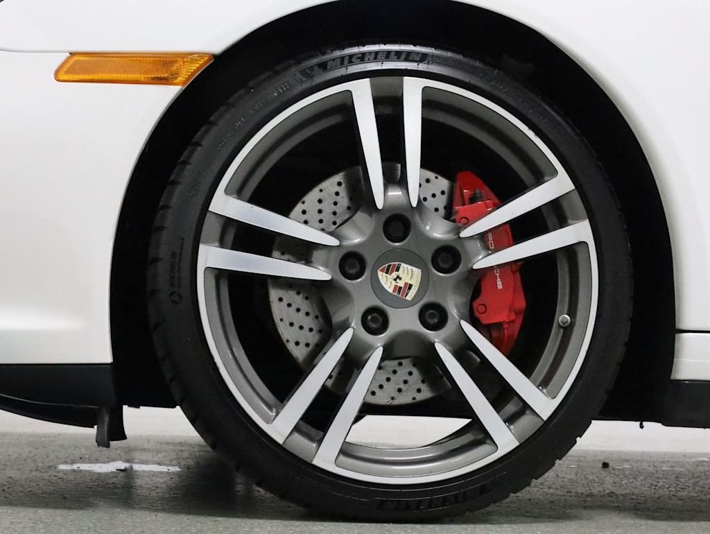 Thumbnail: 2012 Porsche 911 - 40