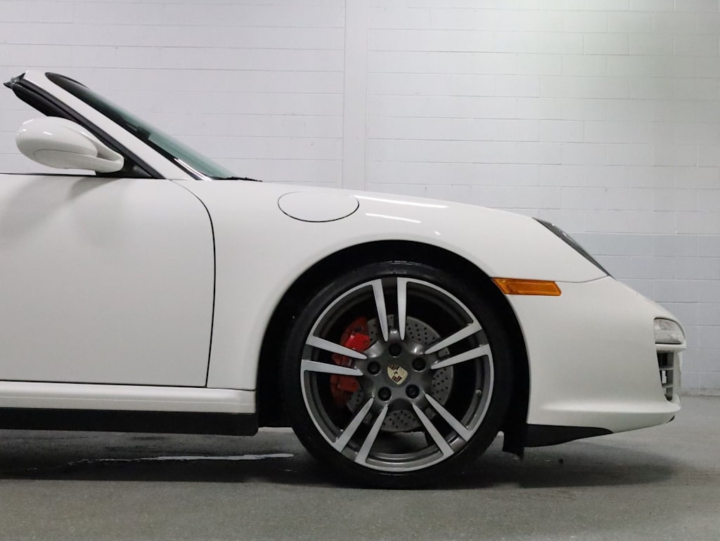 Thumbnail: 2012 Porsche 911 - 6