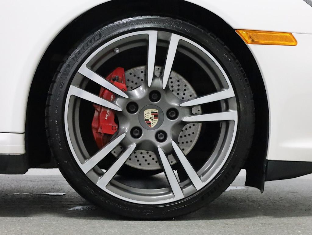 Thumbnail: 2012 Porsche 911 - 22
