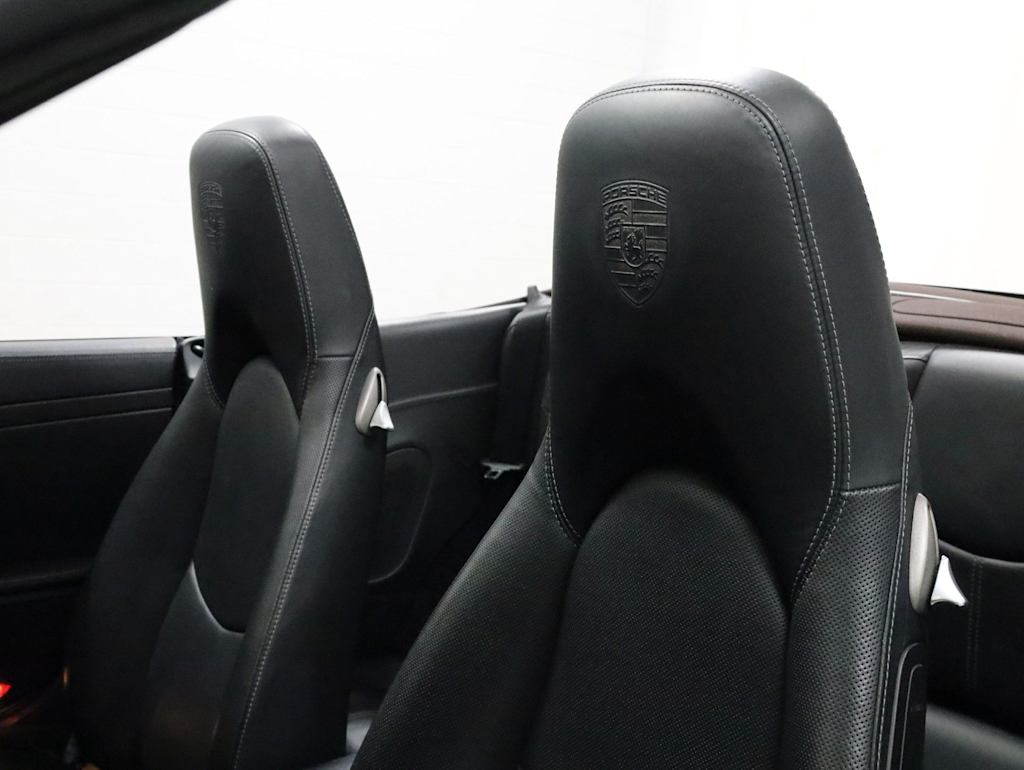 Thumbnail: 2012 Porsche 911 - 9