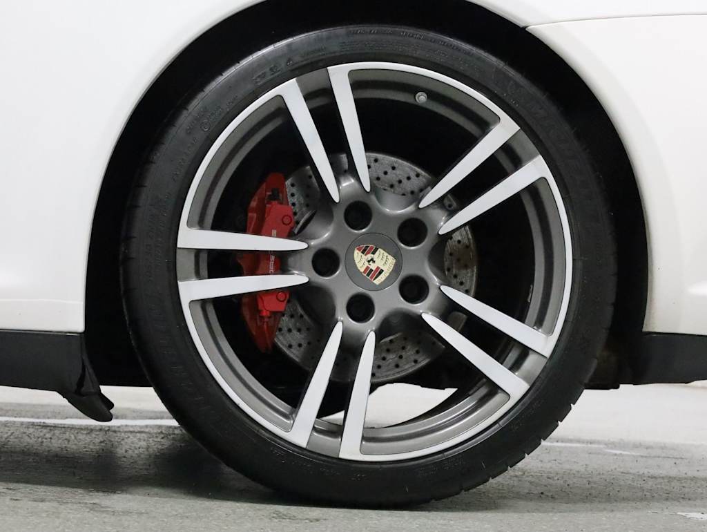 Thumbnail: 2012 Porsche 911 - 39