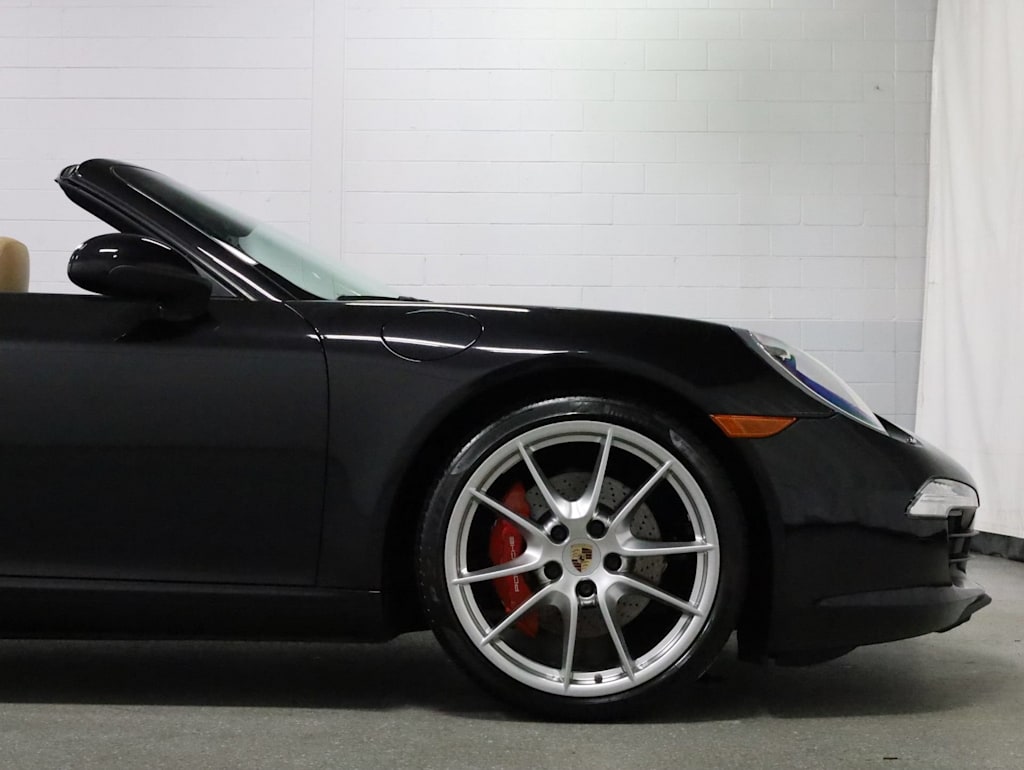 Thumbnail: 2013 Porsche 911 - 8