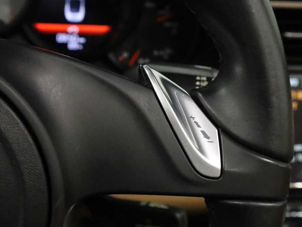 Thumbnail: 2013 Porsche 911 - 7