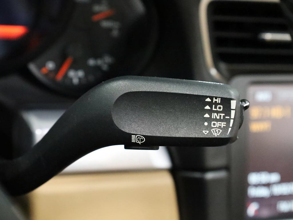 Thumbnail: 2013 Porsche 911 - 31