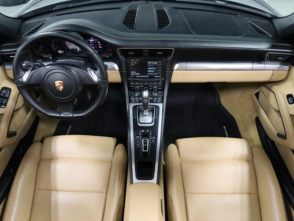 Thumbnail: 2013 Porsche 911 - 14