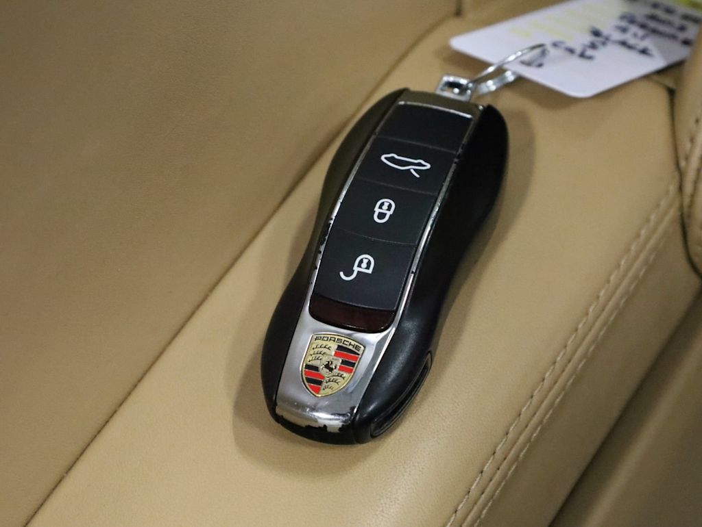 Thumbnail: 2013 Porsche 911 - 40