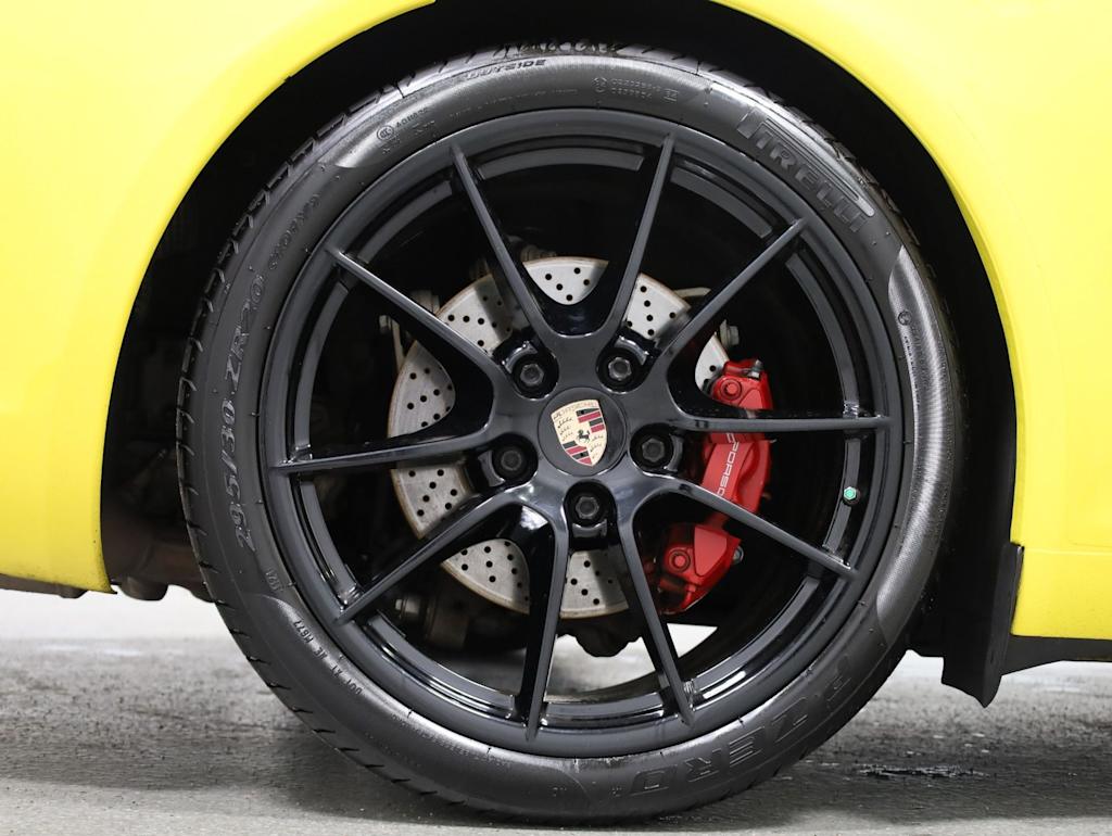 Thumbnail: 2014 Porsche 911 - 38