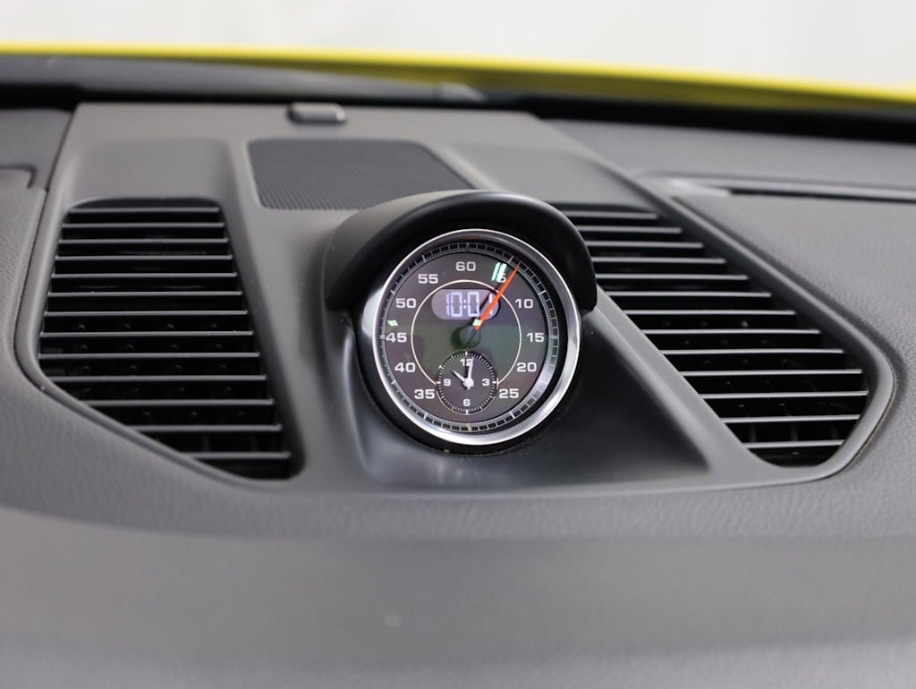 Thumbnail: 2014 Porsche 911 - 25