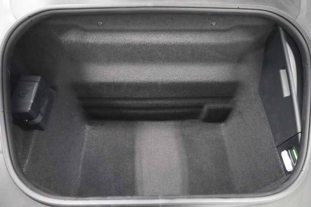 Thumbnail: 2025 Porsche 911 - 37