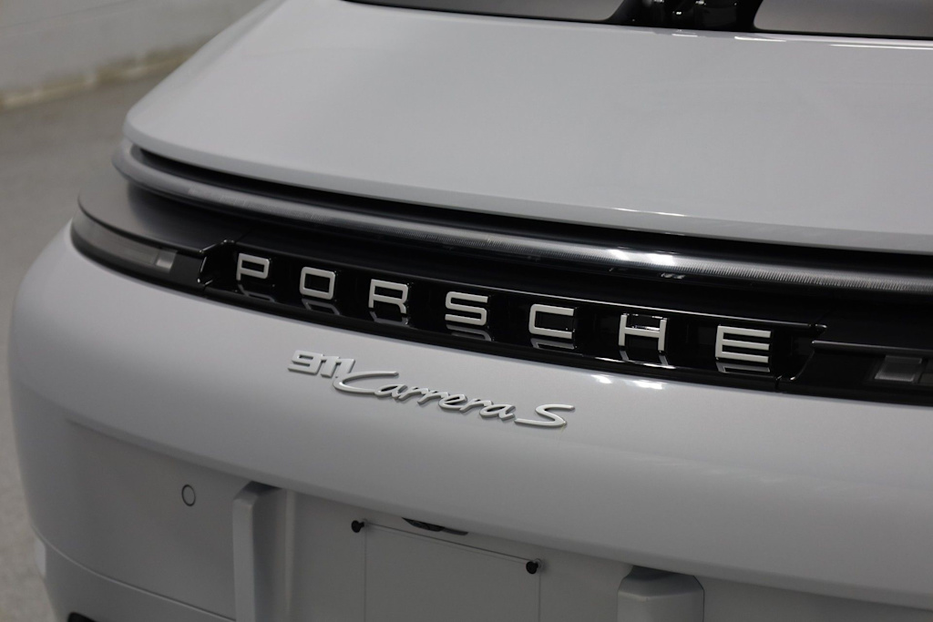 Thumbnail: 2025 Porsche 911 - 6