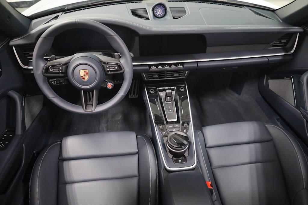 Thumbnail: 2025 Porsche 911 - 12